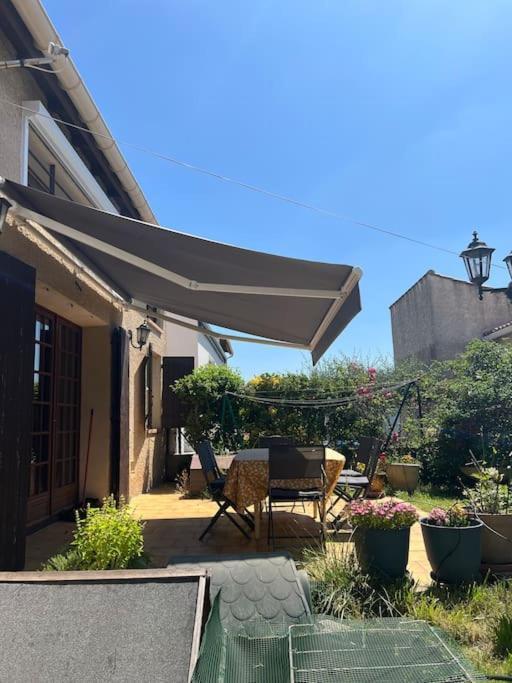 Maison Familiale Idealement Situee Avec Tout Le Confort Nîmes Exterior foto